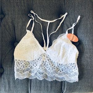 NWT Anemone stretchy lace bralette size medium